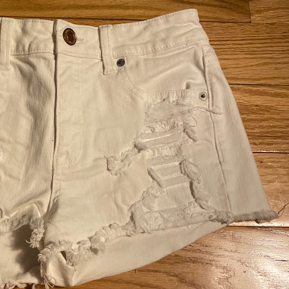 AE WHITE RIPPED FESTIVAL SHORT - Picture 3 of 3
